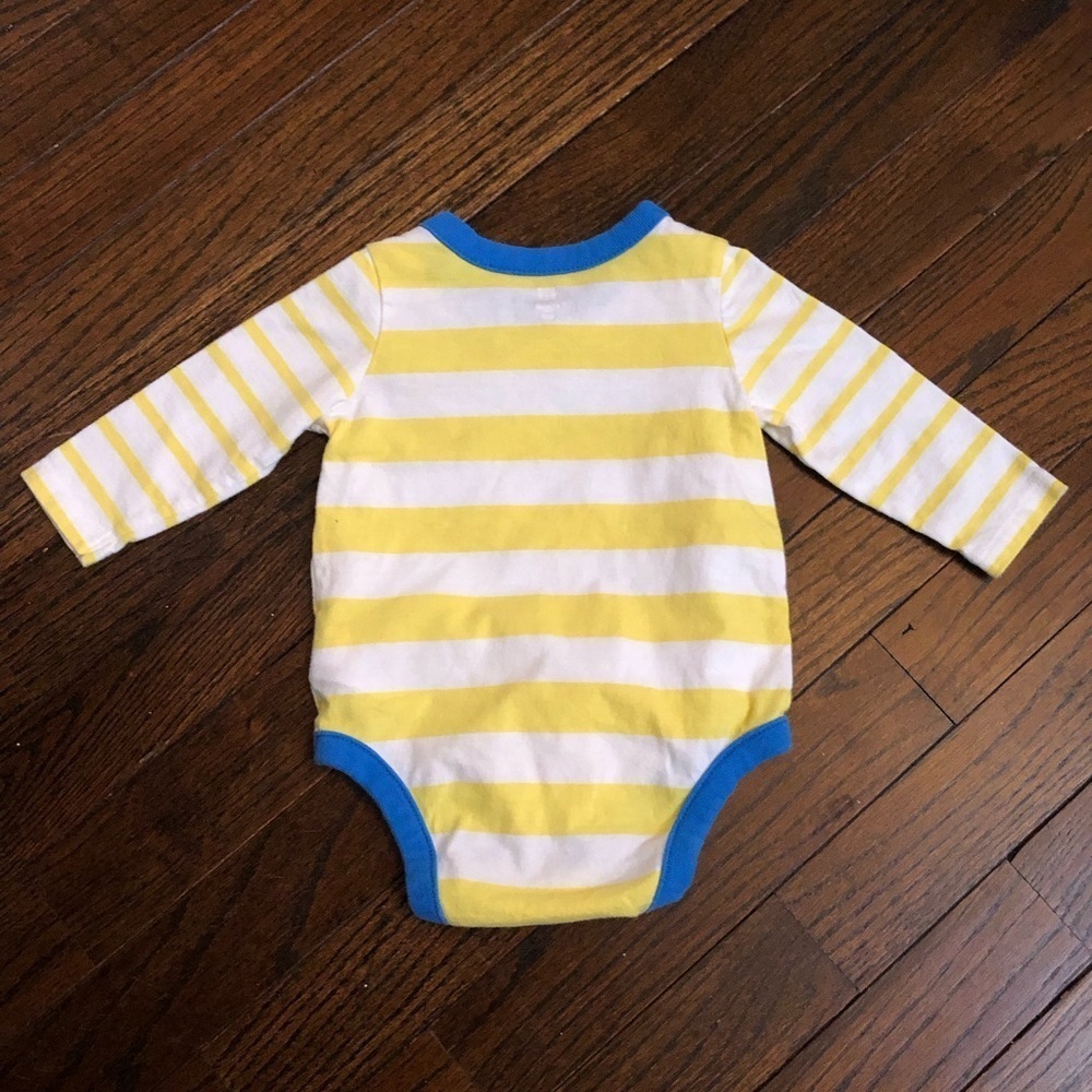 BabyGap Bundle x2: Boys 3-6M Long-Sleeve One-Pieces Yellow/Blue Stripes - EUC!! - Picture 6 of 10